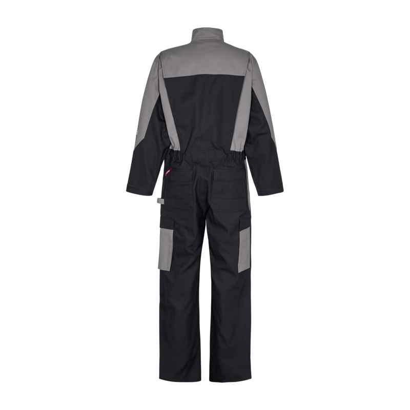 Rückansicht des Engel Safety+ 4234-825 MultiNorm Overalls 4 kA APC1 in Schwarz/Grau, antistatisch und flammhemmend mit bequemem Schnitt für geschützte Arbeitseinsätze.