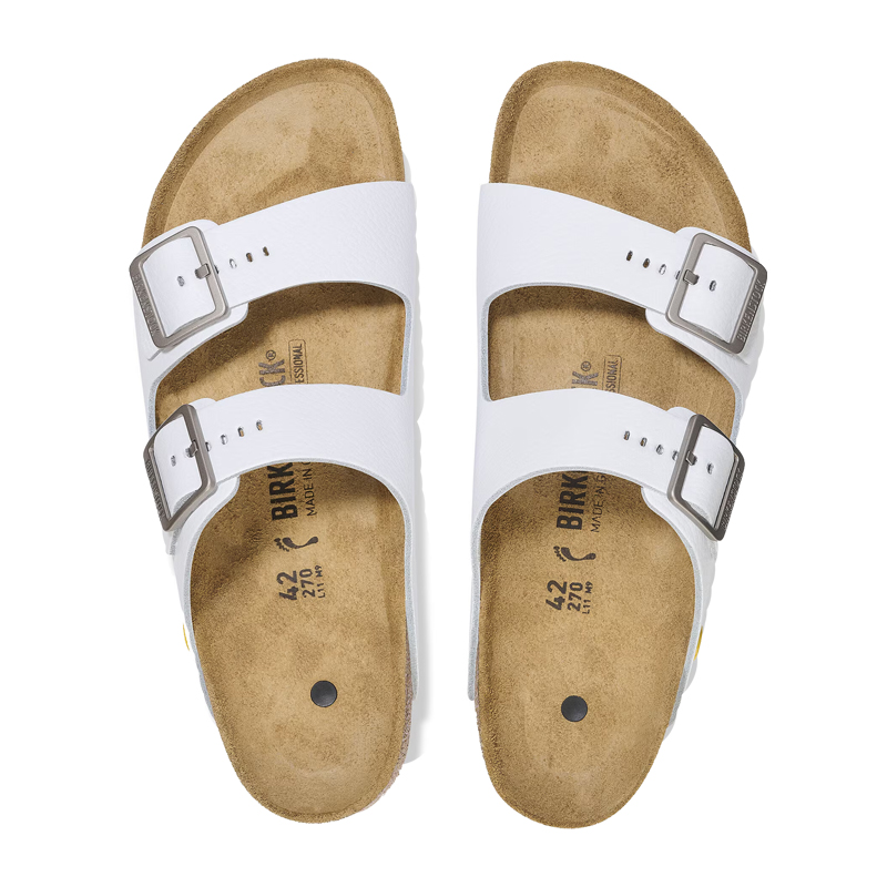 Birkenstock Sandalen in Weiß mit zwei verstellbaren Schnallen und anatomischem Kork-Latex-Fußbett in der Draufsicht
