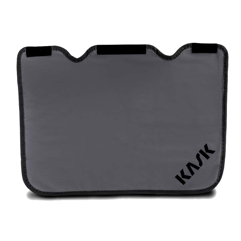 Grauer KASK SuperPlasma Neck Shield RW Nackenschutz mit Wetterschutz für Schutzhelm, rechteckige Form mit Kask-Logo