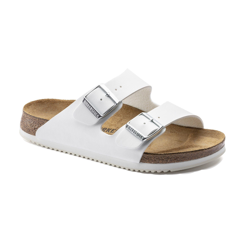 Birkenstock Sandale in Weiß mit zwei verstellbaren Riemen, silbernen Schnallen und anatomischem Kork-Latex-Fußbett