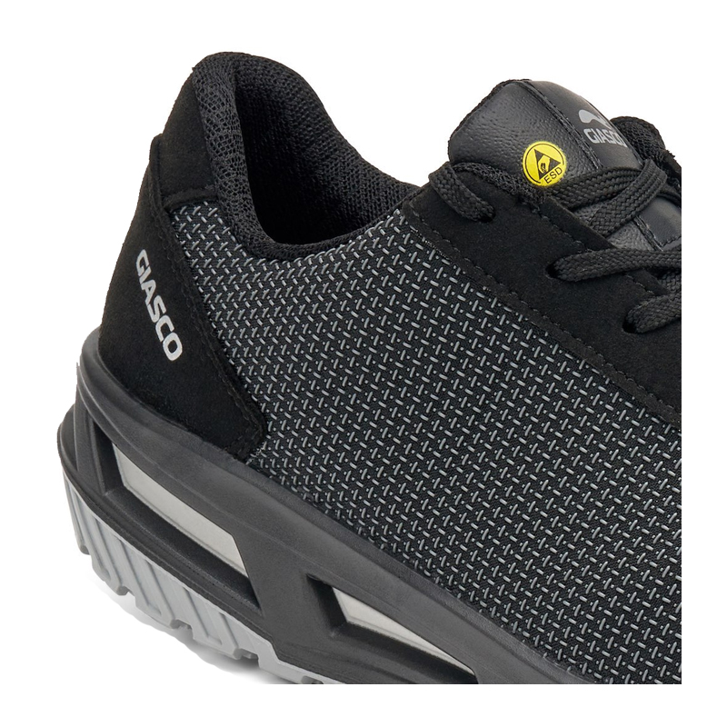 Detailansicht des Giasco 3Move ESD Lion S3 Sicherheitsschuhs in Schwarz mit PU Tek Obermaterial, ESD-Kennzeichnung und ergonomischer 3MOVE-Sohle